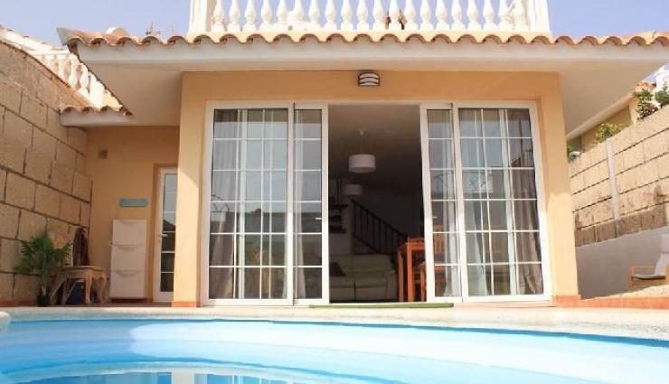 House with pool for rent in Palm Mar