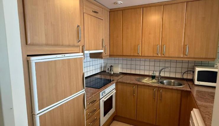 se vende bonito apartamento de 2 dormitorios en Los Gigantes con vistas al mar